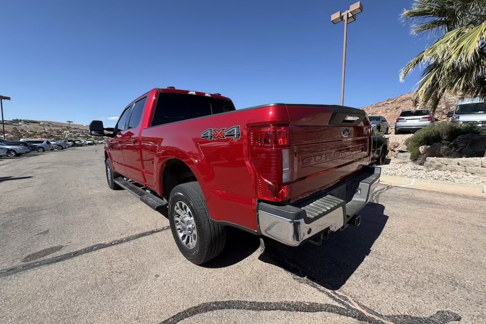 Used 2020 Ford F250 Lariat w/ Lariat Value Package AWD/4WD image 3