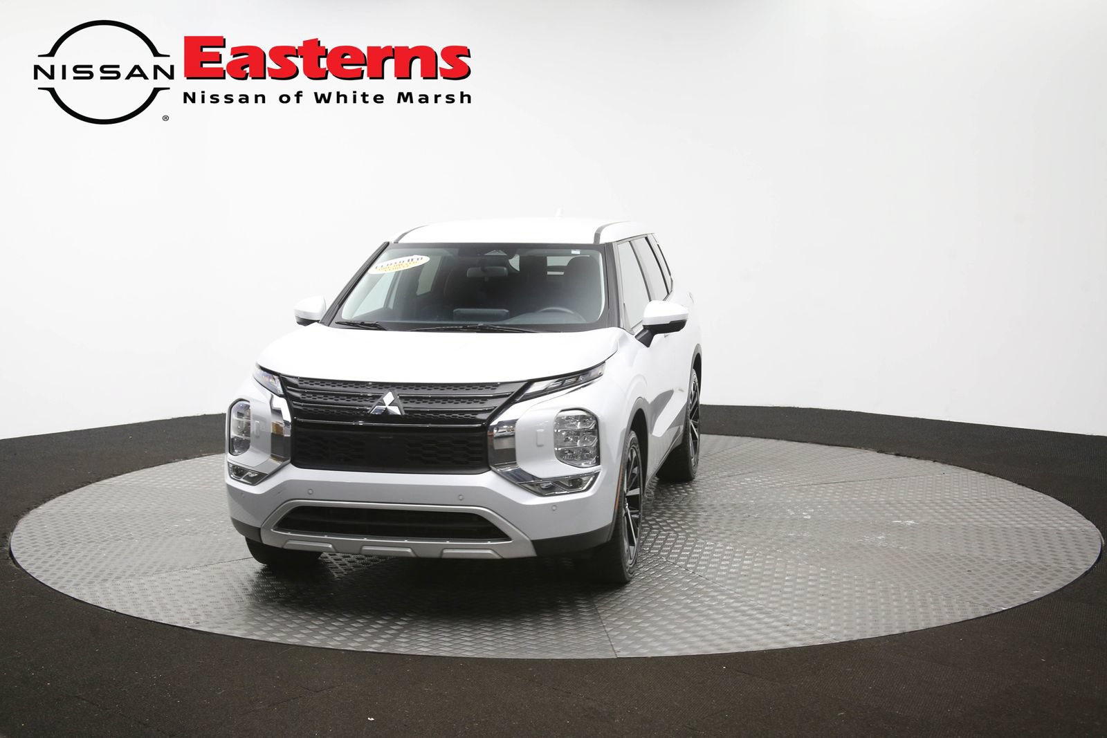 Used 2024 Mitsubishi Outlander SE AWD/4WD image 55
