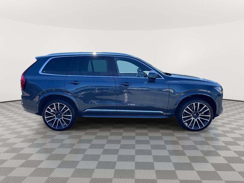 Used 2026 Volvo XC90 B6 Plus w/ Protection Package Premier AWD/4WD image 3