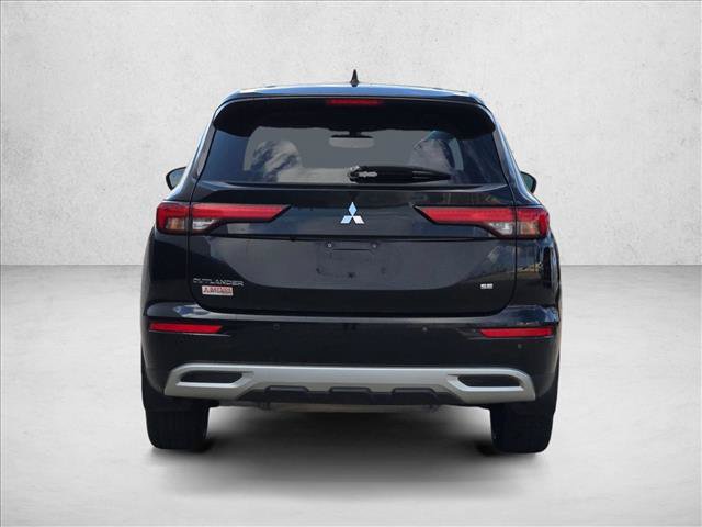 Used 2024 Mitsubishi Outlander SE FWD image 6
