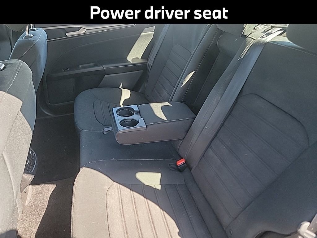 Used 2020 Ford Fusion SE image 10