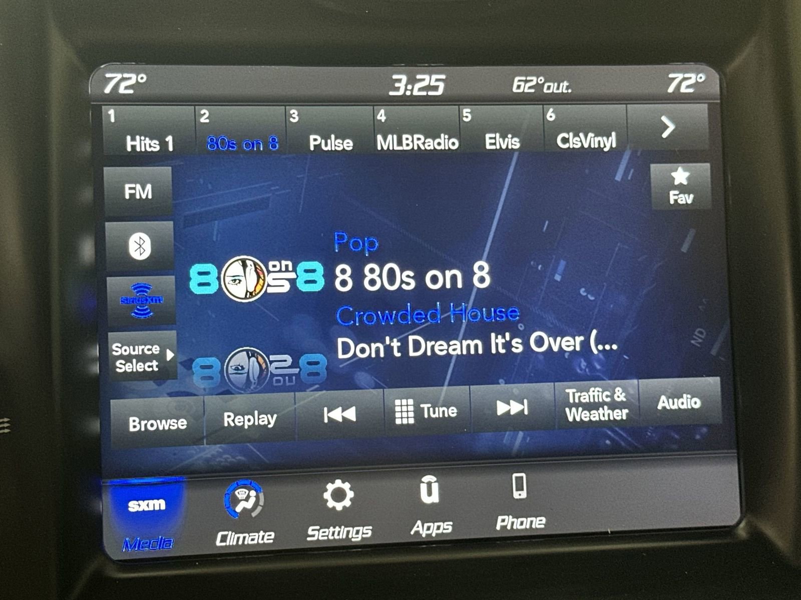 Used 2020 Chrysler 300 Touring w/ Sport Appearance Package image 16