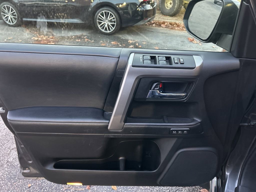 Used 2023 Toyota 4Runner Limited image 16