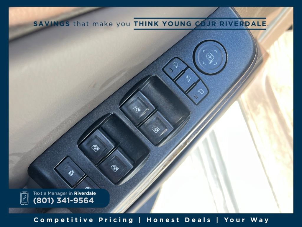 Used 2016 GMC Yukon Denali w/ Open Road Package image 11