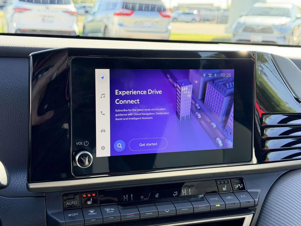 Certified 2025 Toyota Camry SE w/ Convenience Package image 3