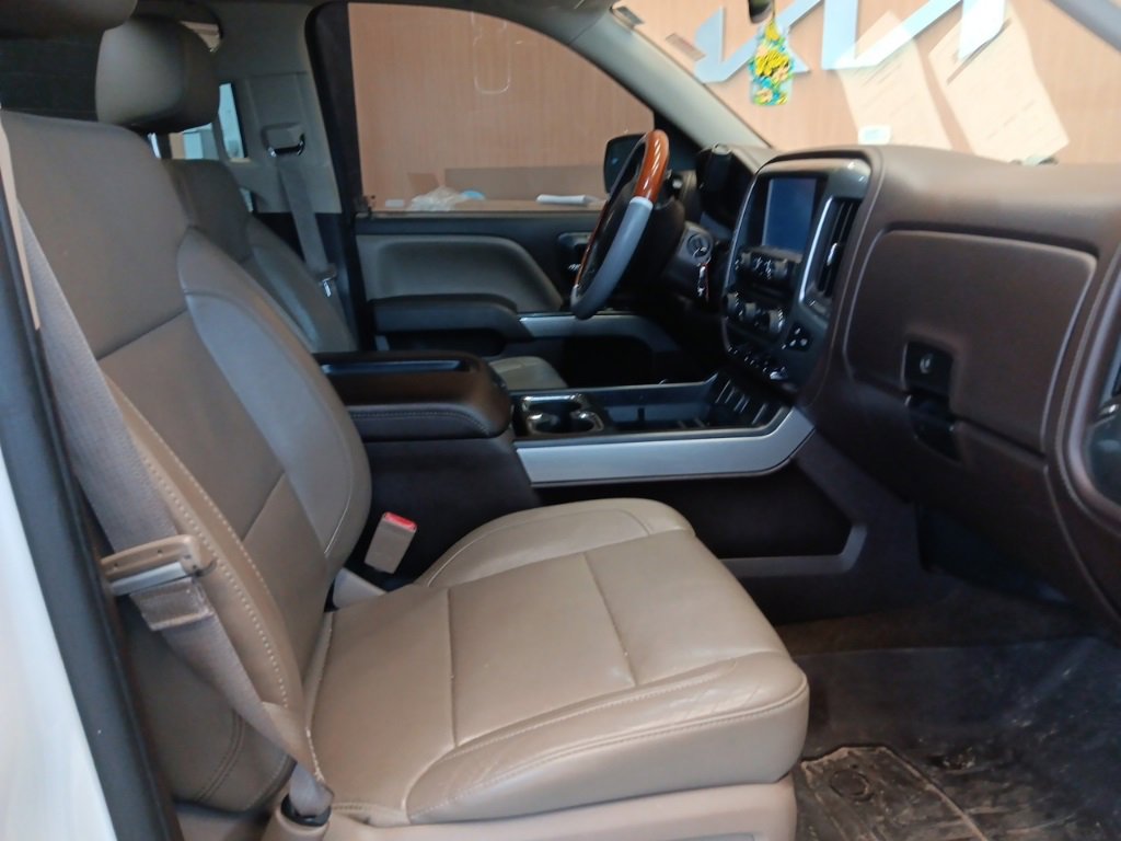 Used 2015 Chevrolet Silverado 1500 LTZ Z71 w/ LTZ Plus Package image 23