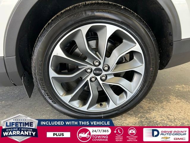 Used 2023 Lincoln Nautilus Reserve w/ Equipment Group 201A AWD/4WD image 9