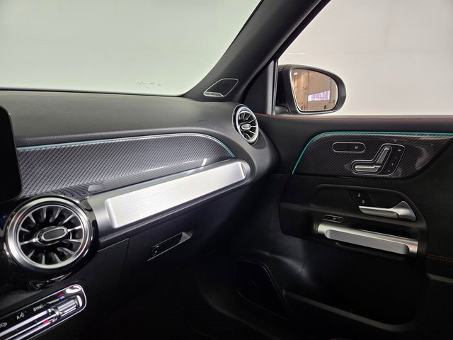 Certified 2024 Mercedes-Benz GLB 35 AMG 4MATIC image 28