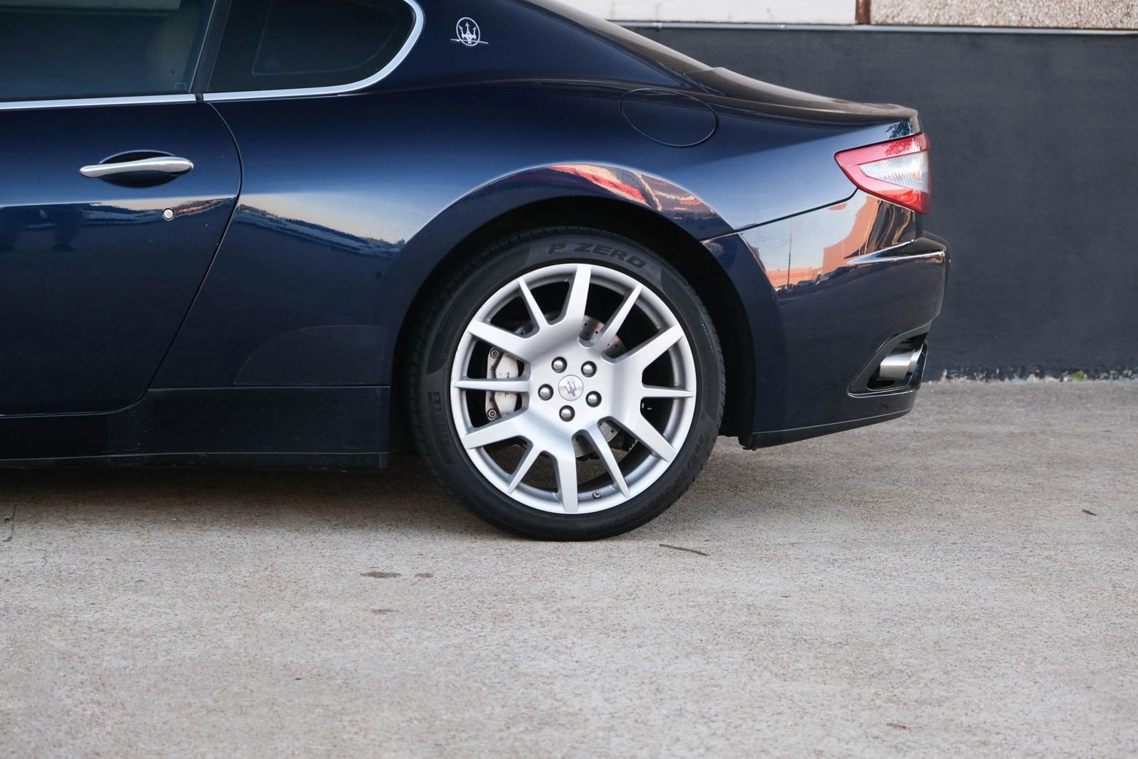 Used 2010 Maserati GranTurismo Coupe 2D image 10