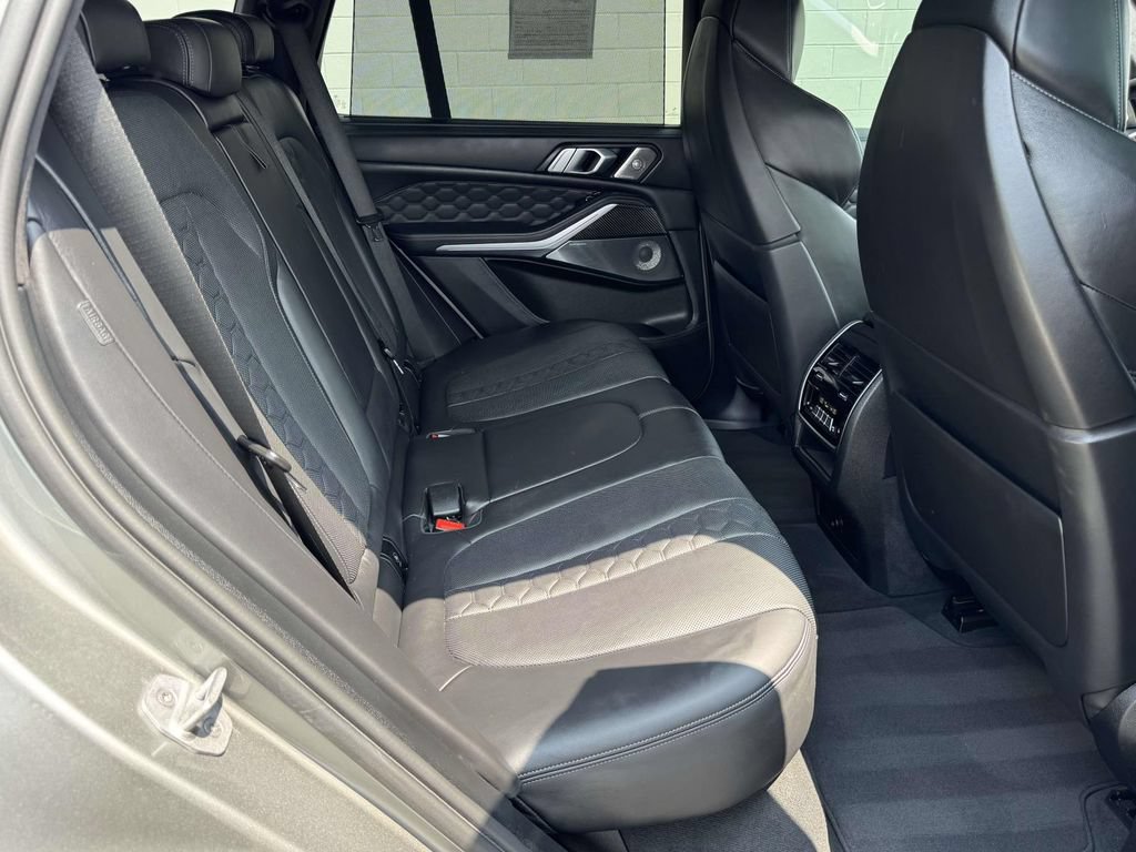 Used 2020 BMW X5 M w/ Executive Package AWD/4WD image 15