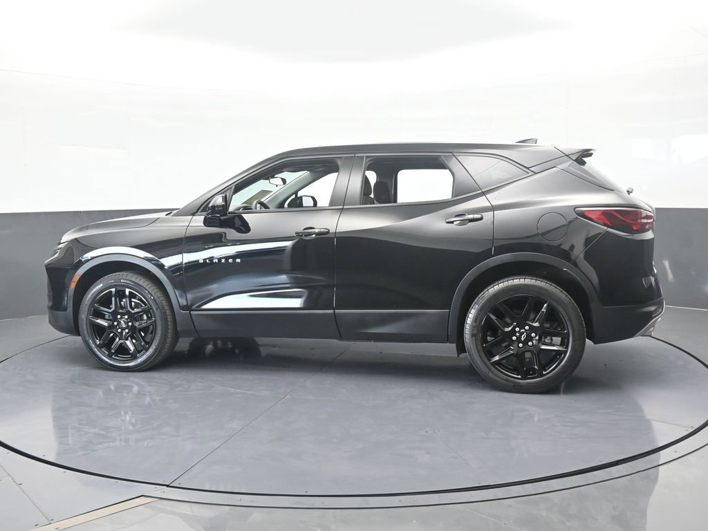 Certified 2023 Chevrolet Blazer LT w/ Driver Confidence Package image 3