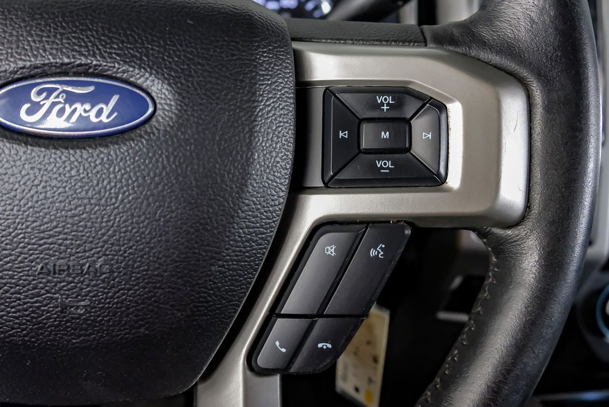 Used 2021 Ford F350 Lariat w/ Chrome Package image 17