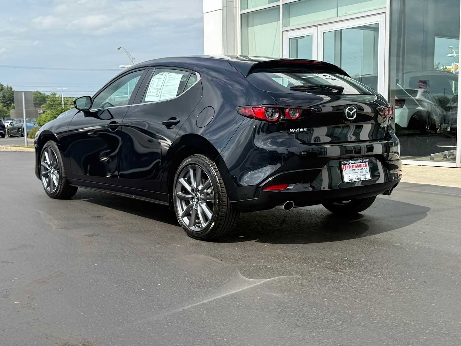 Certified 2021 MAZDA MAZDA3 s FWD image 6