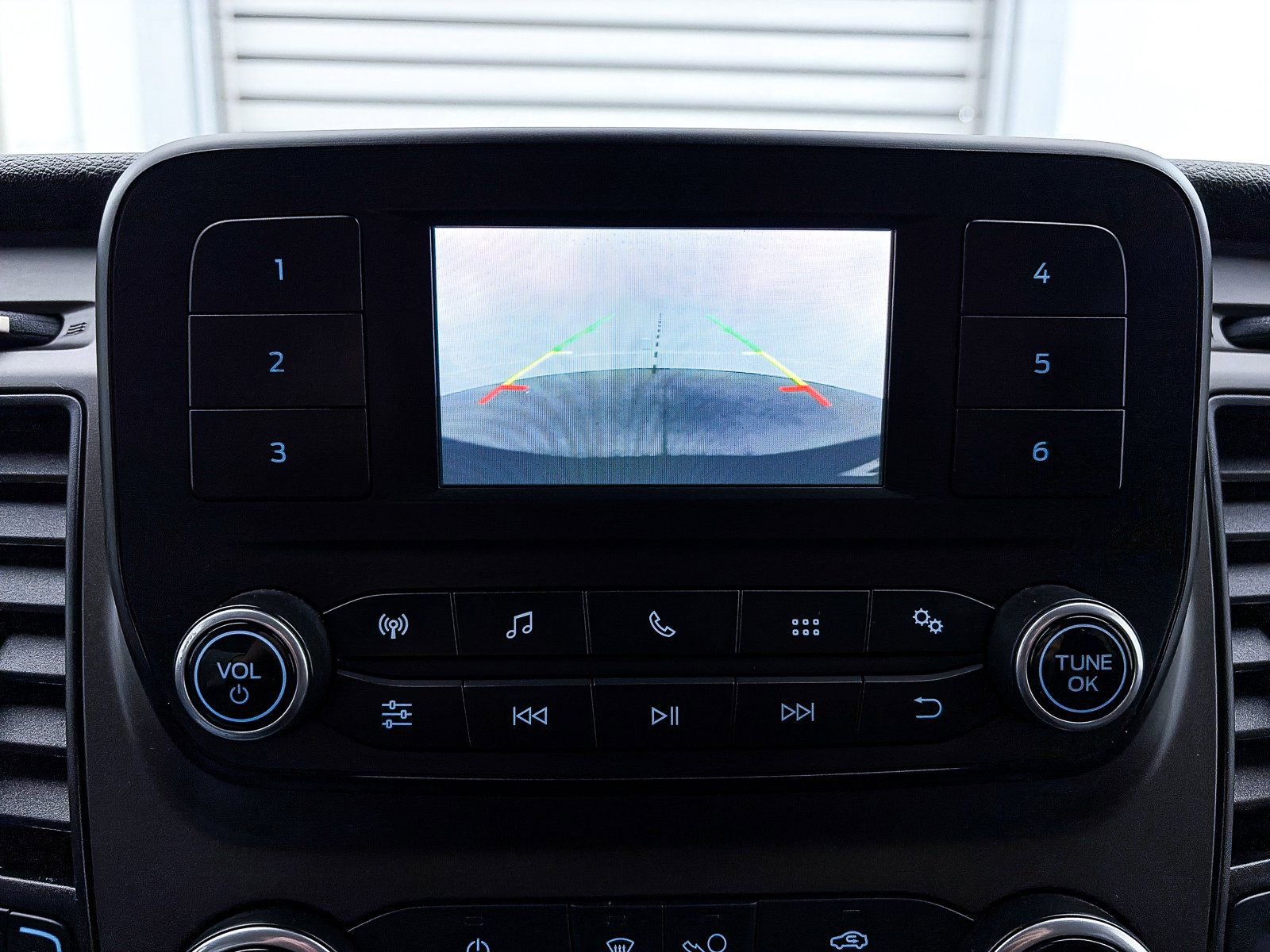 Used 2020 Ford Transit 150 XLT image 6