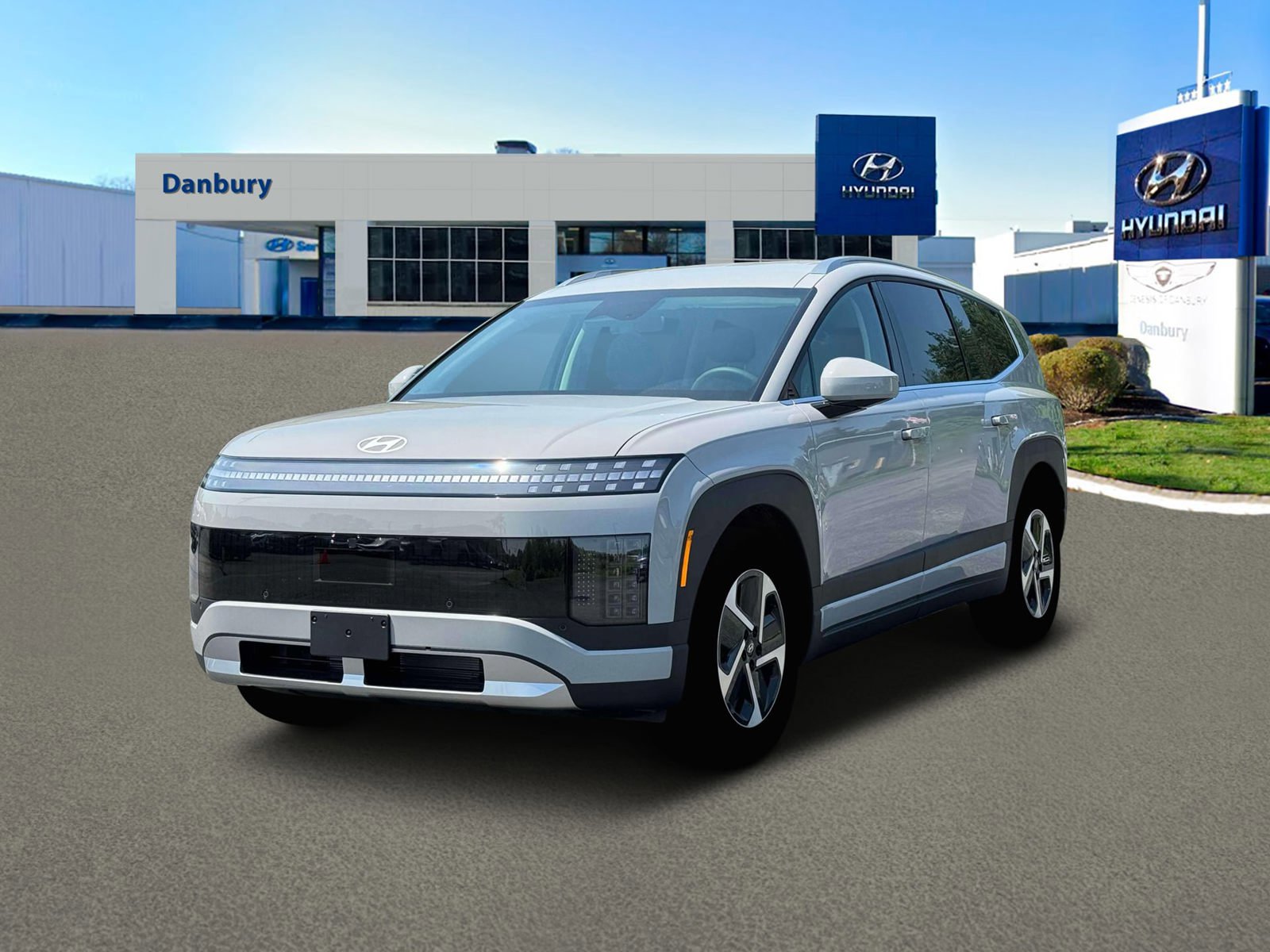 New 2026 Hyundai Ioniq 9 SE image 1