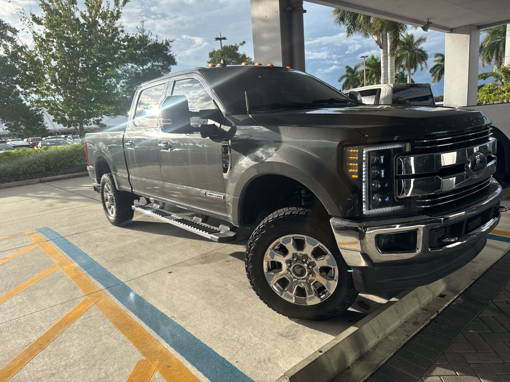 Used 2019 Ford F250 Lariat w/ Chrome Package AWD/4WD image 1