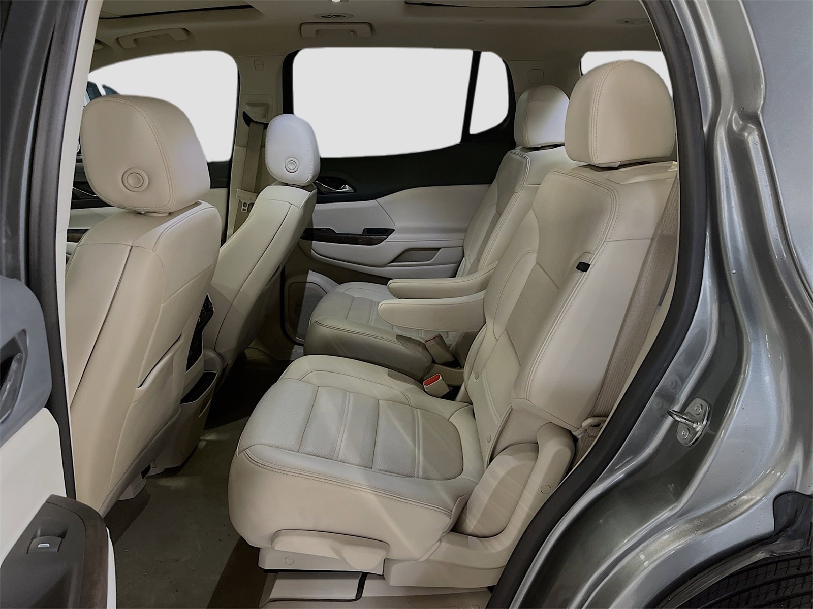 Used 2023 GMC Acadia Denali w/ Denali Ultimate Package image 26