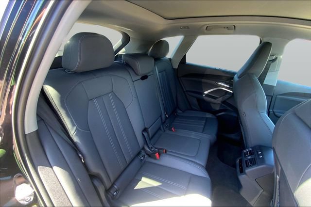 Certified 2025 Audi Q5 Premium Plus w/ Premium Plus AWD/4WD image 19
