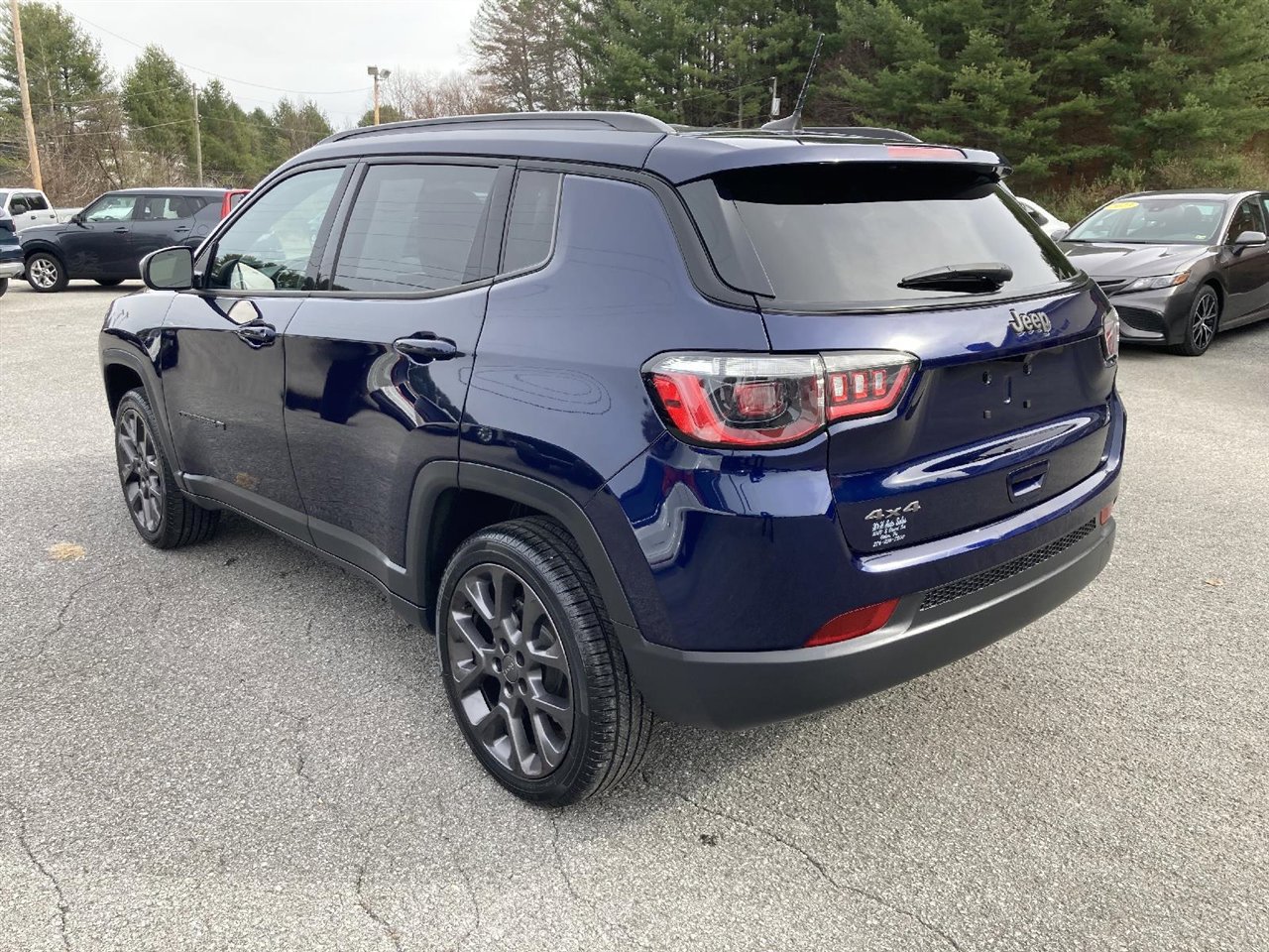 Used 2021 Jeep Compass Latitude image 8