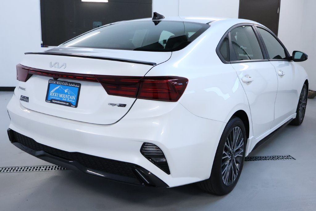 Used 2024 Kia Forte GT-Line w/ GT-Line Premium Package FWD image 7