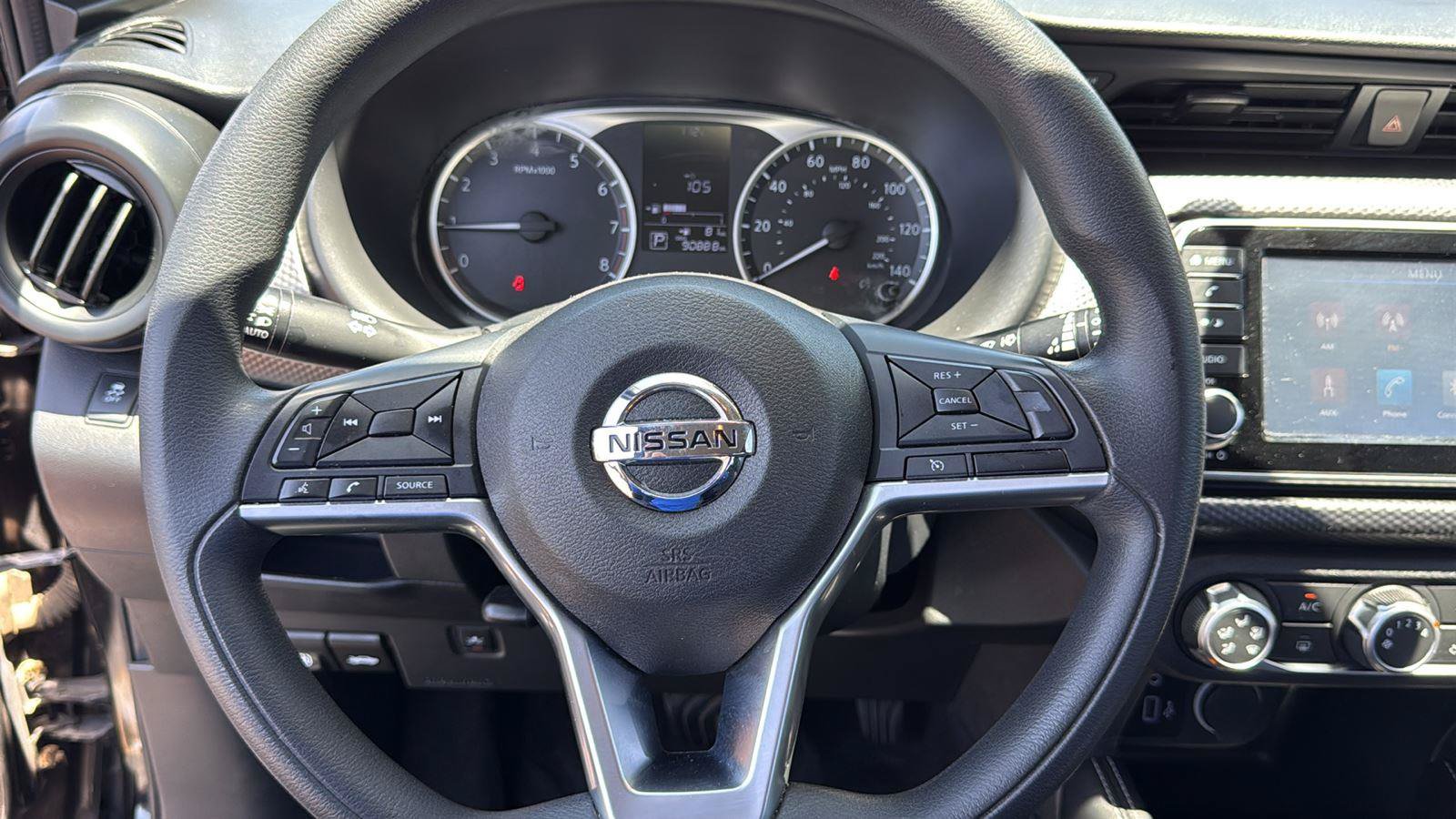 Used 2018 Nissan Kicks S FWD image 12