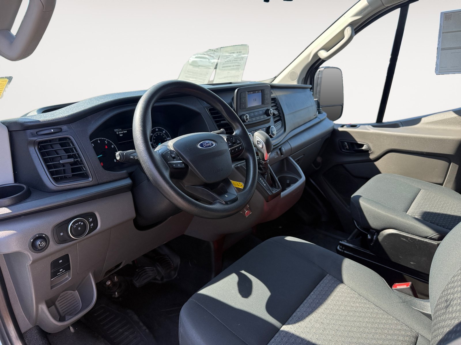 Used 2025 Ford Transit 250 Low Roof w/ Exterior Upgrade Package RWD image 15