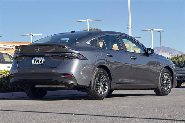 New 2027 Nissan Sentra SV w/ SV Convenience Package FWD image 4