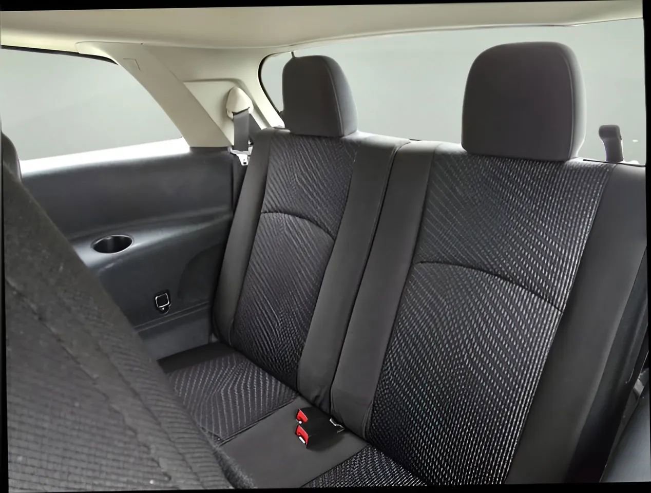 Used 2018 Dodge Journey SE image 13