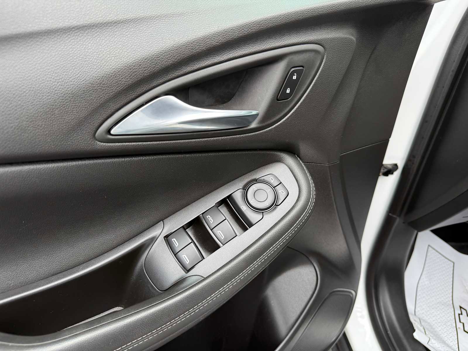 Used 2023 Buick Encore GX Preferred image 14