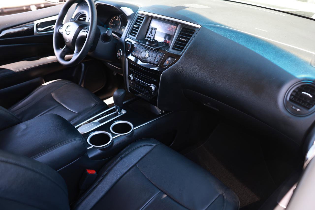 Used 2014 Nissan Pathfinder S FWD image 14