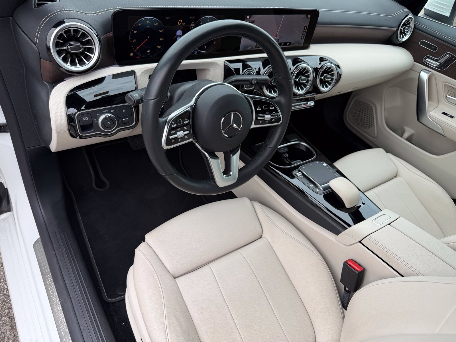 Used 2023 Mercedes-Benz CLA 250 4MATIC image 18