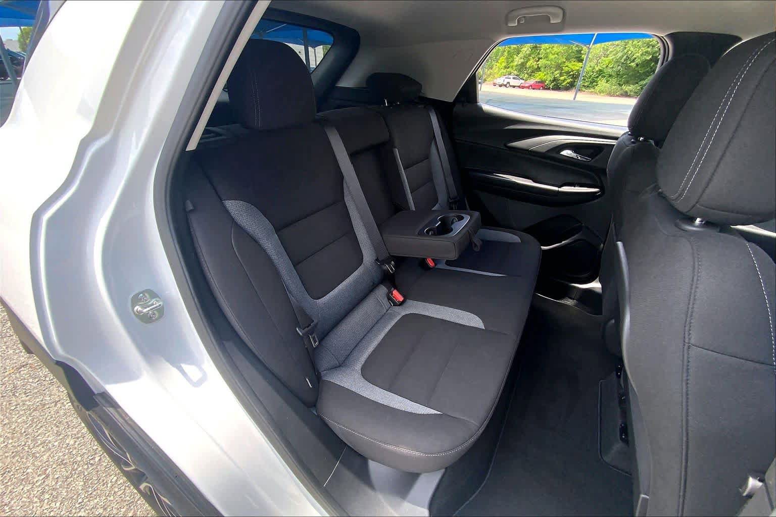Used 2025 Chevrolet TrailBlazer LT w/ Convenience Package FWD image 20