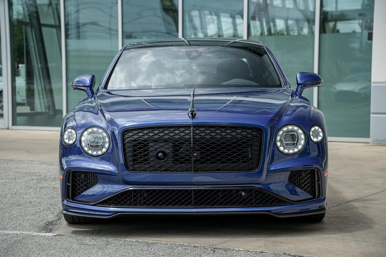 New 2025 Bentley Flying Spur Plug-In Hybrid AWD/4WD image 9