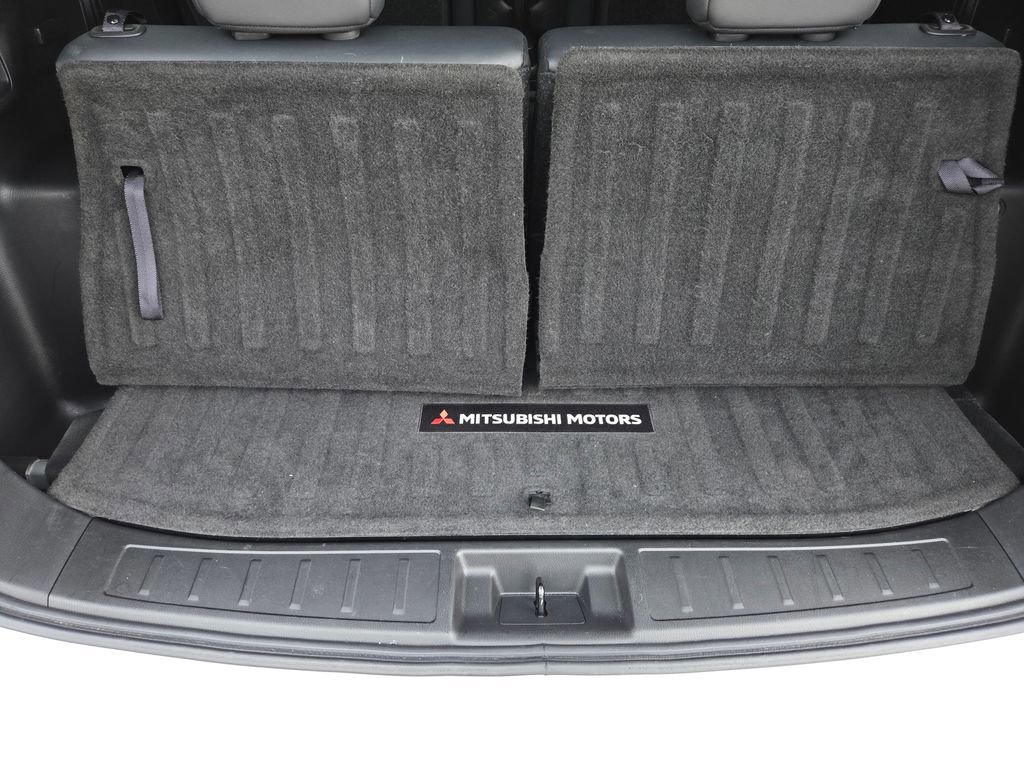 Used 2022 Mitsubishi Outlander SEL Black Edition image 27