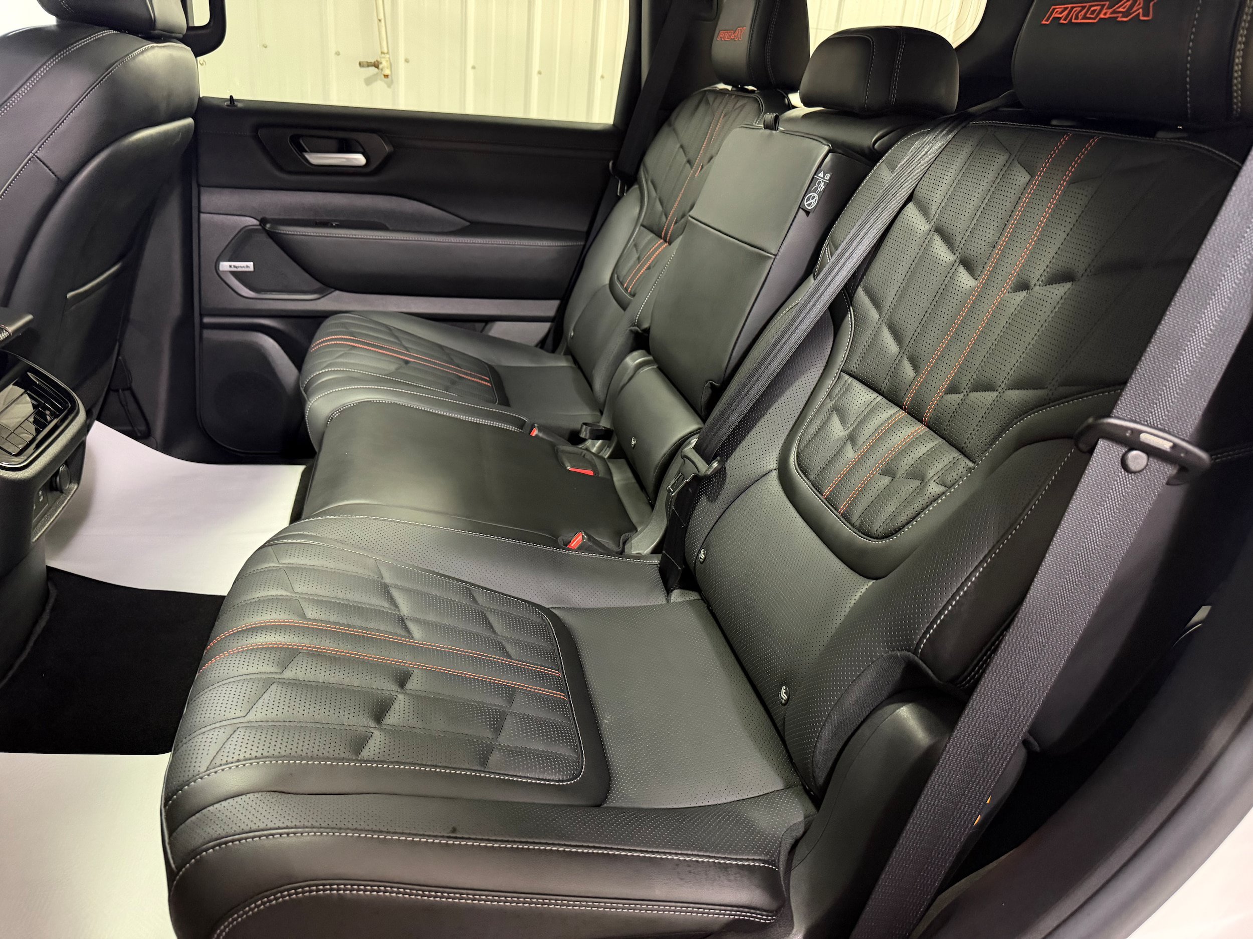 Used 2025 Nissan Armada PRO-4X AWD/4WD image 19