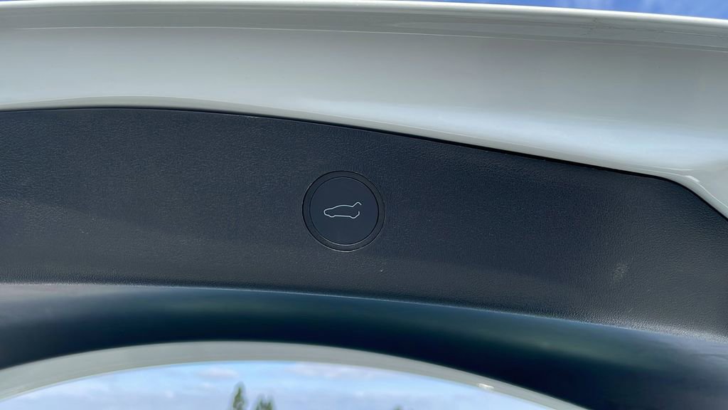 Used 2022 Tesla Model 3 Standard Range image 24