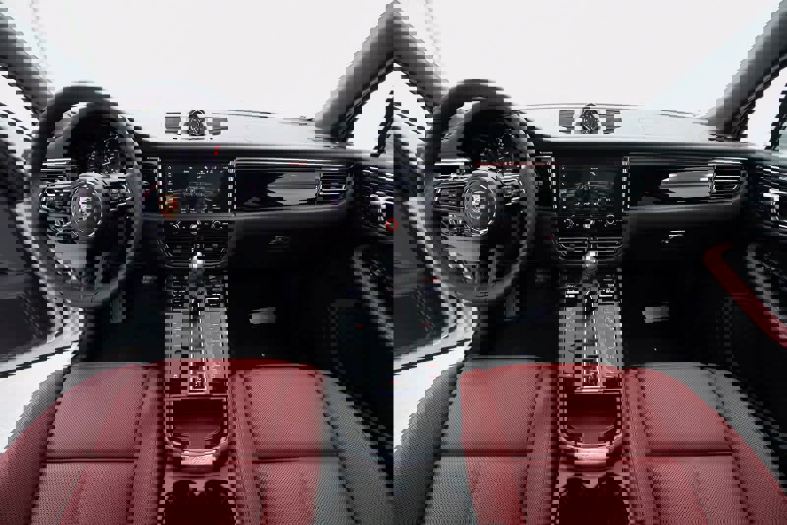 Certified 2025 Porsche Macan image 13