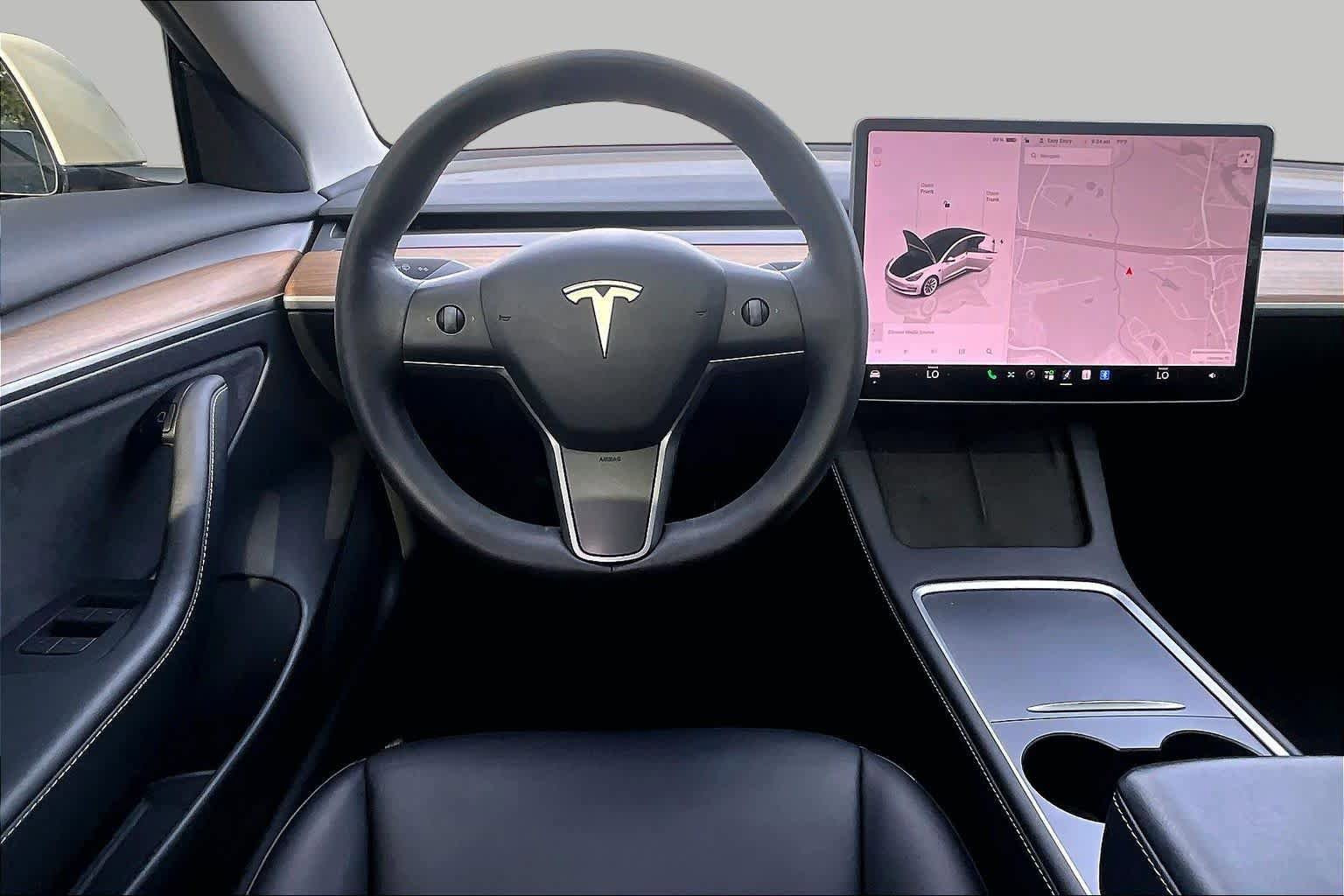 Used 2023 Tesla Model 3 Standard Range RWD image 5