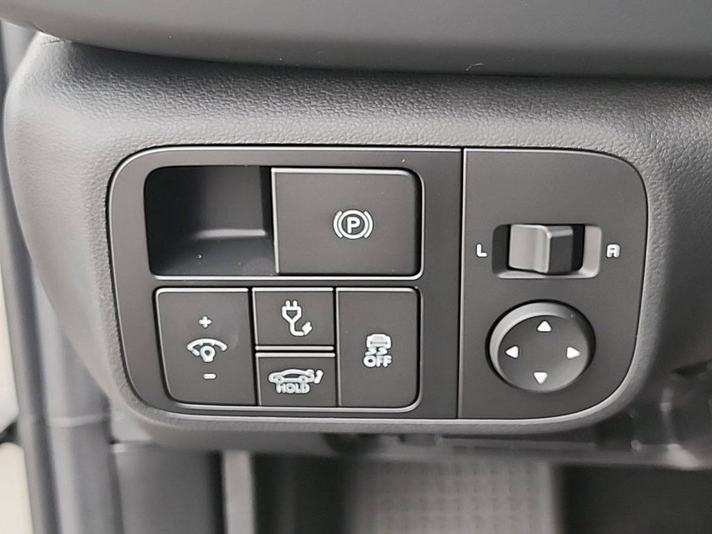 New 2025 Hyundai Ioniq 6 SEL image 19