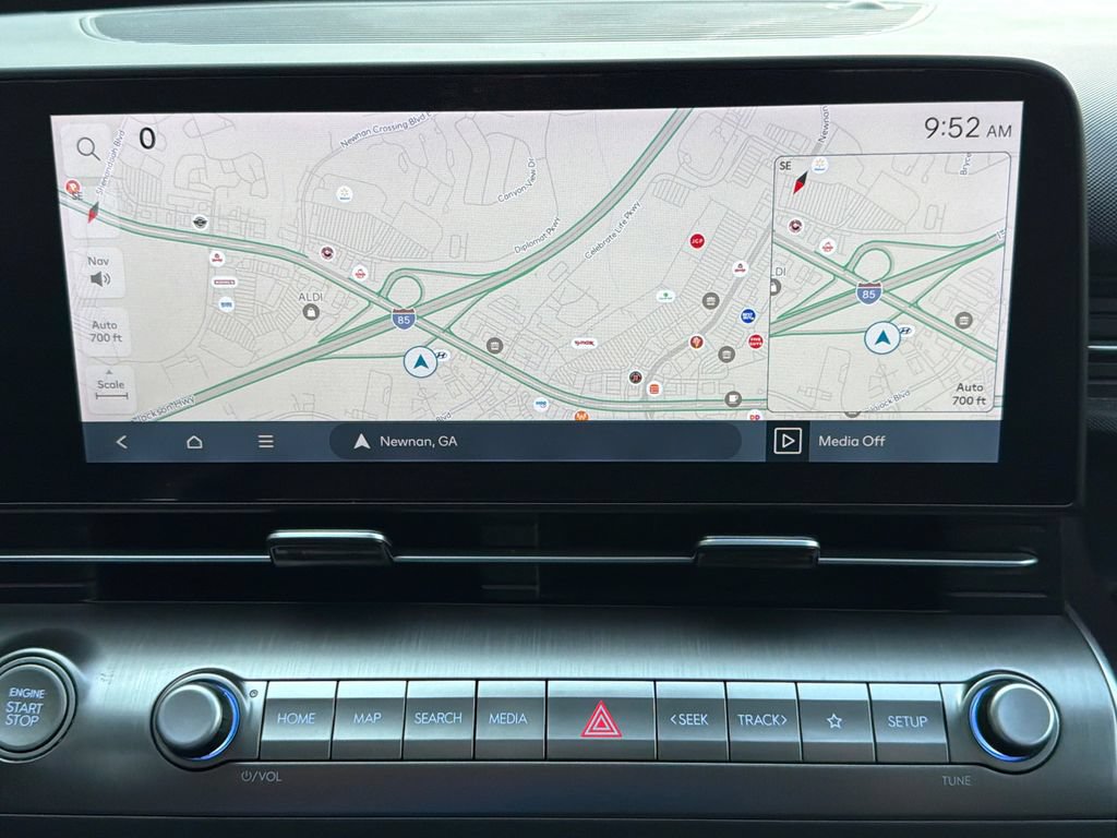 Used 2024 Hyundai Kona Limited FWD image 29