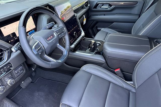 New 2025 GMC Yukon XL Elevation image 10