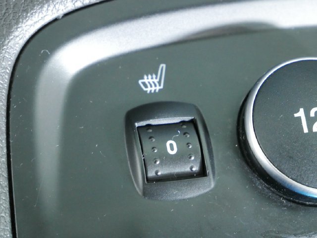 Used 2014 Ford Focus Titanium FWD image 27