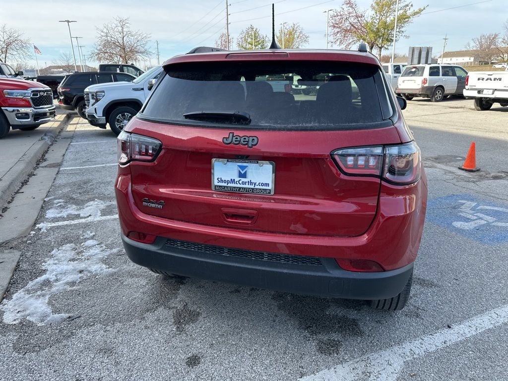 New 2026 Jeep Compass Latitude AWD/4WD image 23