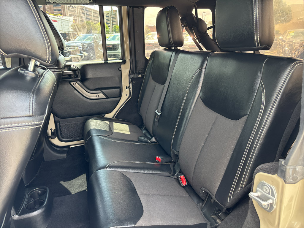 Used 2018 Jeep Wrangler Unlimited Sport AWD/4WD image 13