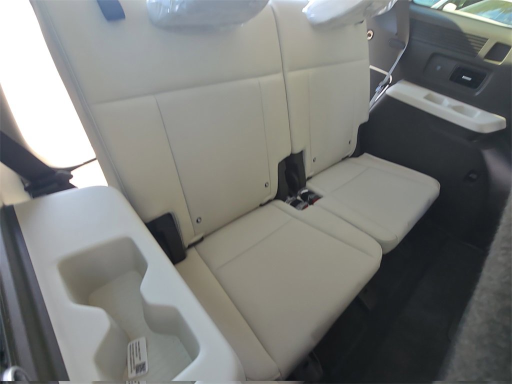 New 2025 Hyundai Santa Fe Calligraphy image 13