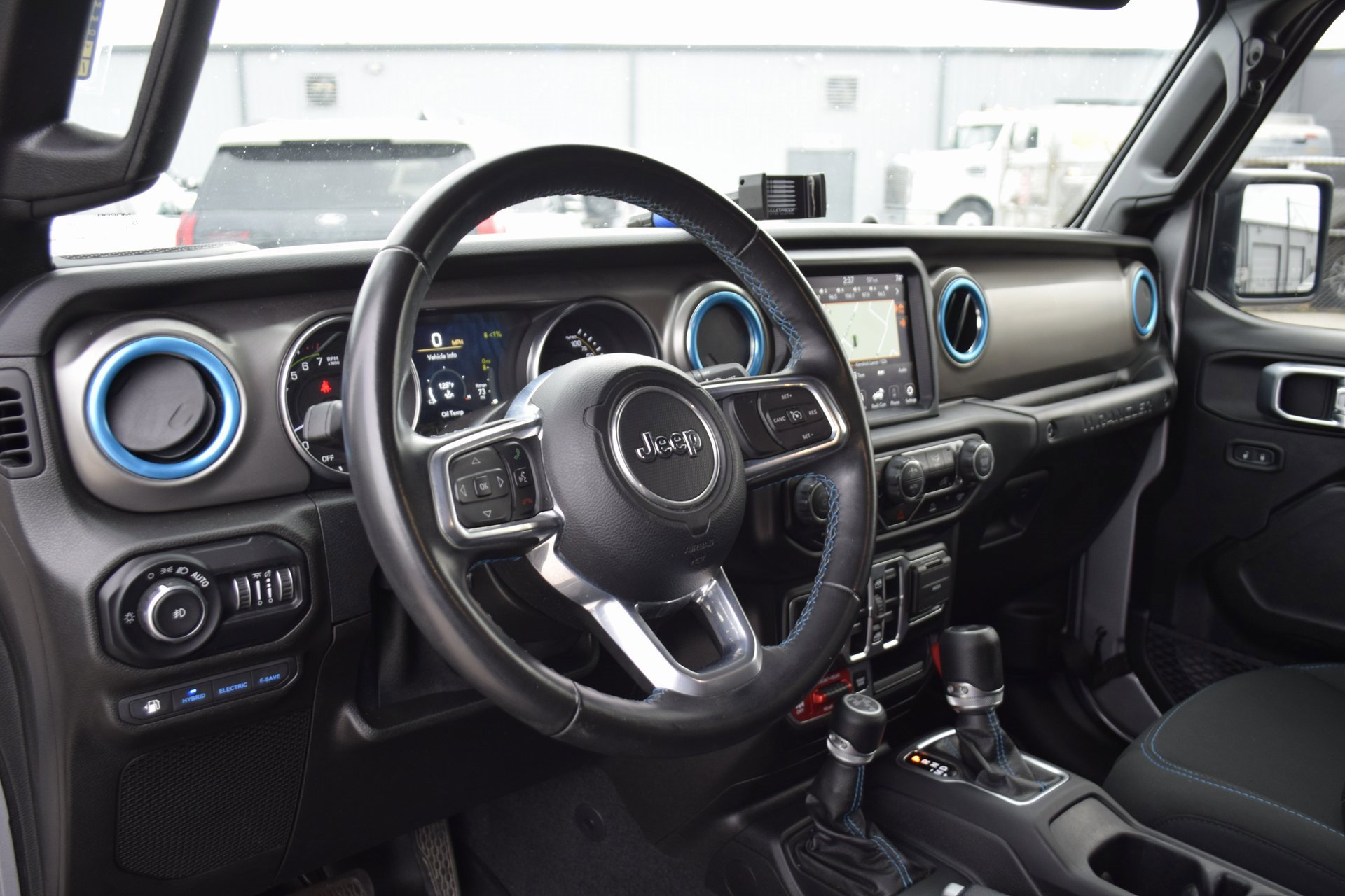 Used 2021 Jeep Wrangler Unlimited Rubicon 4xe image 18