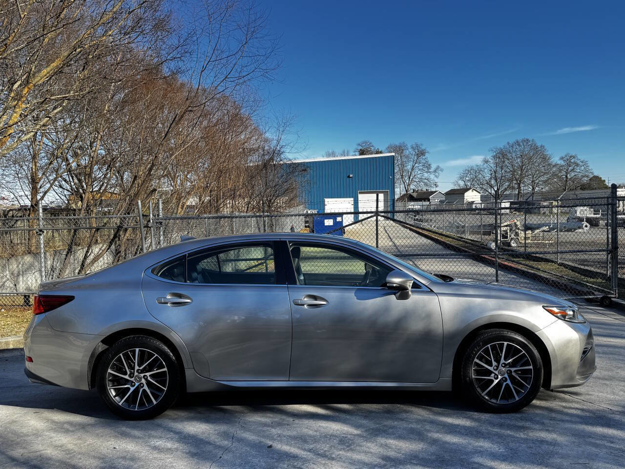 Used 2016 Lexus ES 350 image 4