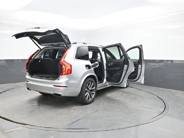 Used 2018 Volvo XC90 T6 Momentum w/ Convenience Package AWD/4WD image 56