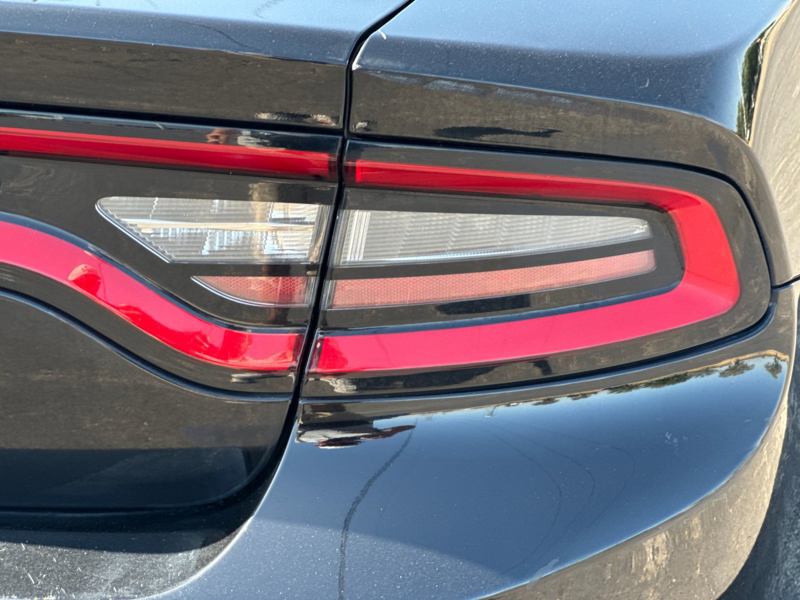 Used 2022 Dodge Charger SXT RWD image 37