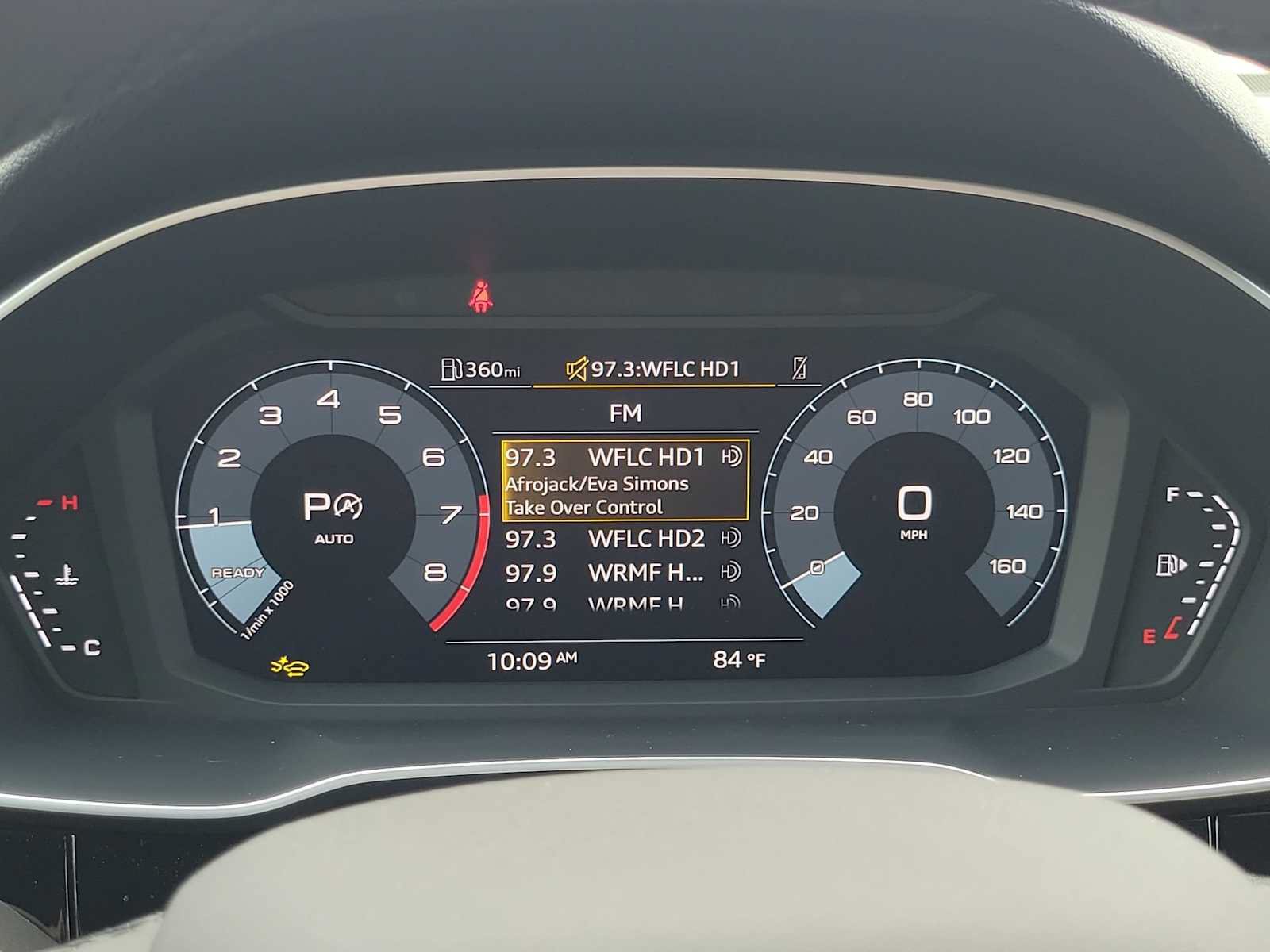 Certified 2025 Audi Q3 2.0T Premium AWD/4WD image 32